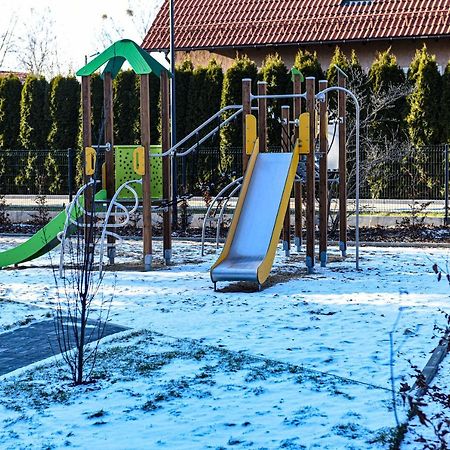 Apartament Villa Park Przy Plazy Z Widokiem Na Jezioro, Taras 50 M2 Ostróda Exterior foto